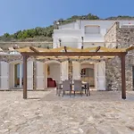 Apartamento Paolo Con Piscina Privata *