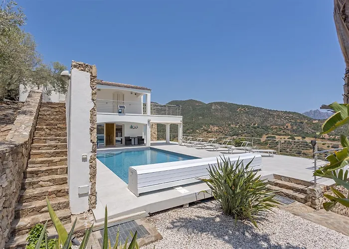 Апартаменты Paolo Con Piscina Privata Тертения